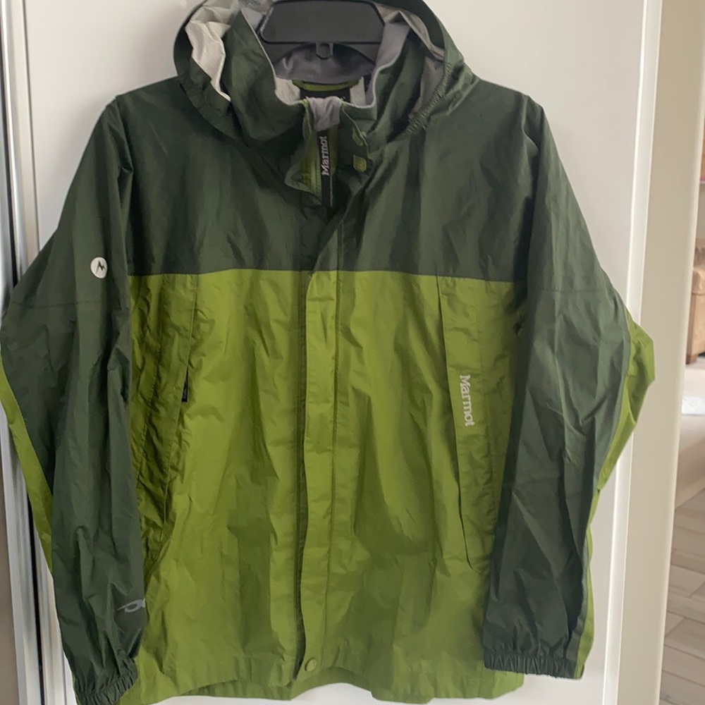 NWOT Kids MARMOT lightweight jacket XL